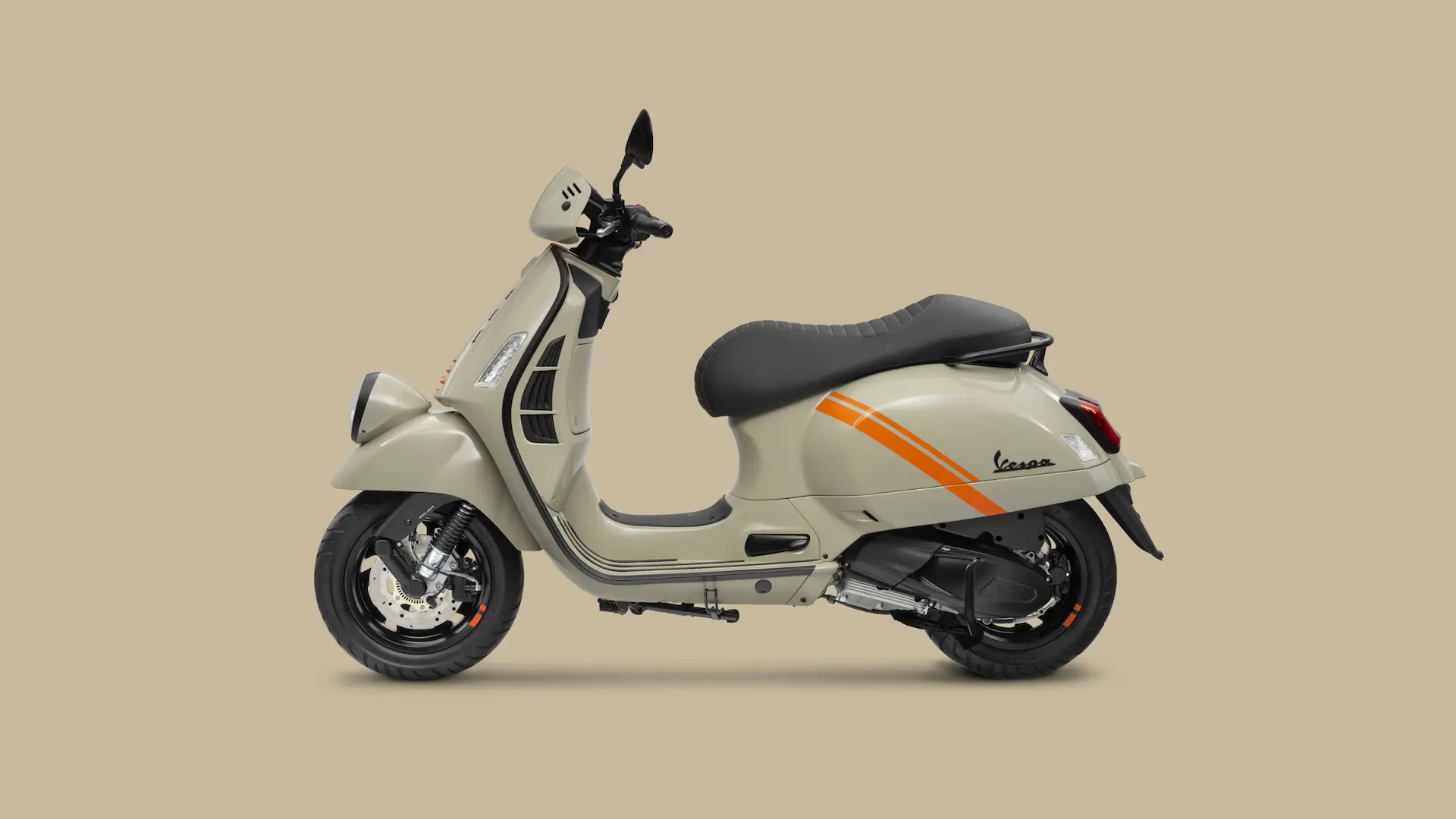 05_GTV_300_HPE_Beige_Avvolgente_17bd4f1223